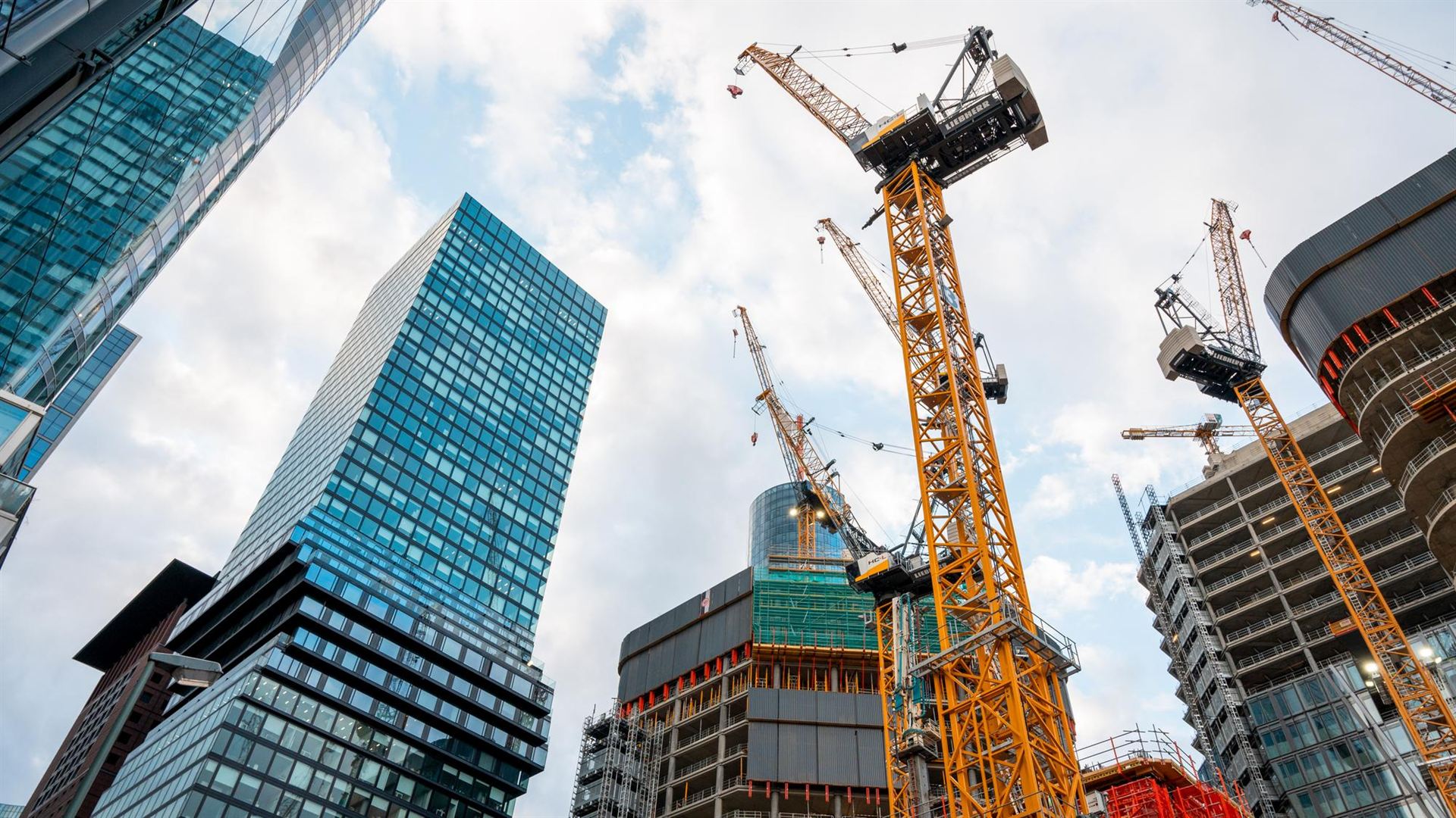 Developing an Integrated Framework for Sustainable Healthcare Project Success in Construction Project Management in Malaysia
